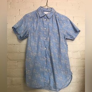 J Crew Size 2 Classic Blue and White Floral Button Down Shirt
